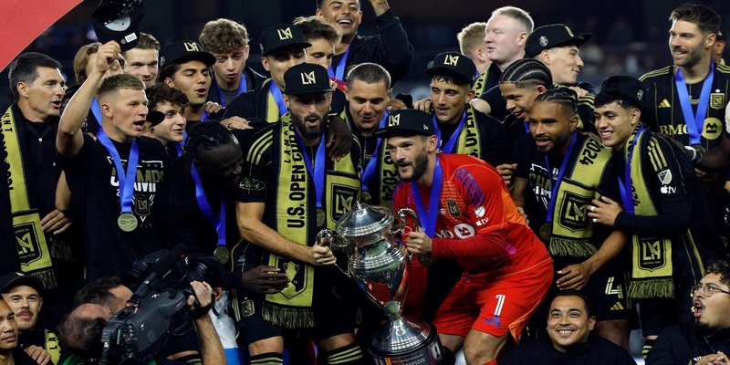 Đội bóng nhanh chóng gặt hái được thành tích