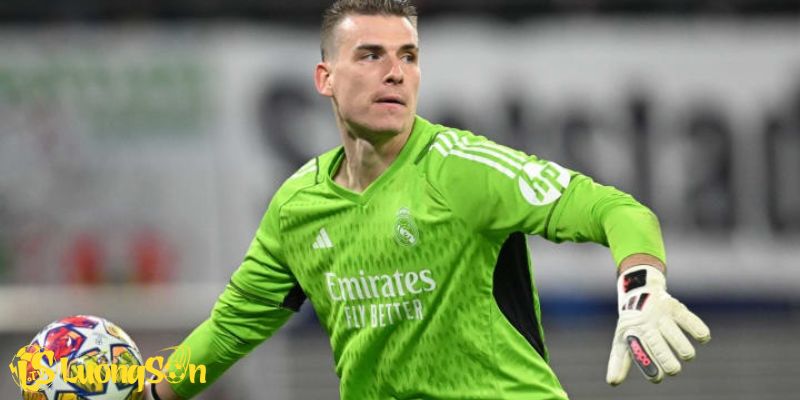 Hành trình sự nghiệp của Andriy Lunin